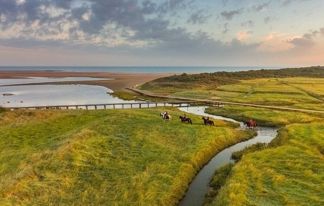Churchill Hotel Terneuzen | 5-Daagse fietsvakantie door Zeeuws-Vlaanderen in Zeeland | incl. 3-gangendiner (2 avonden) - afbeelding 2